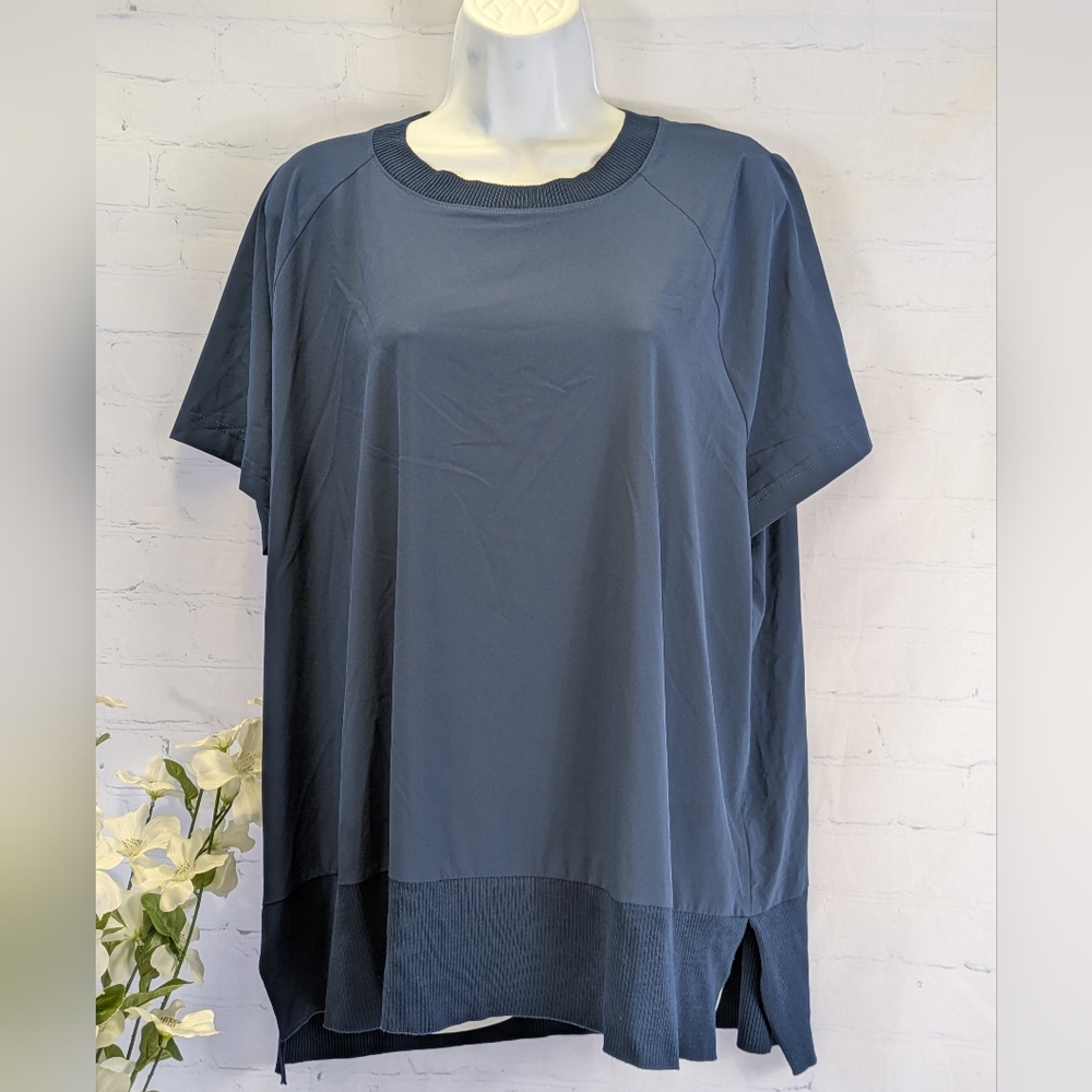 Athletic Works Navy Blue Crew Neck Top